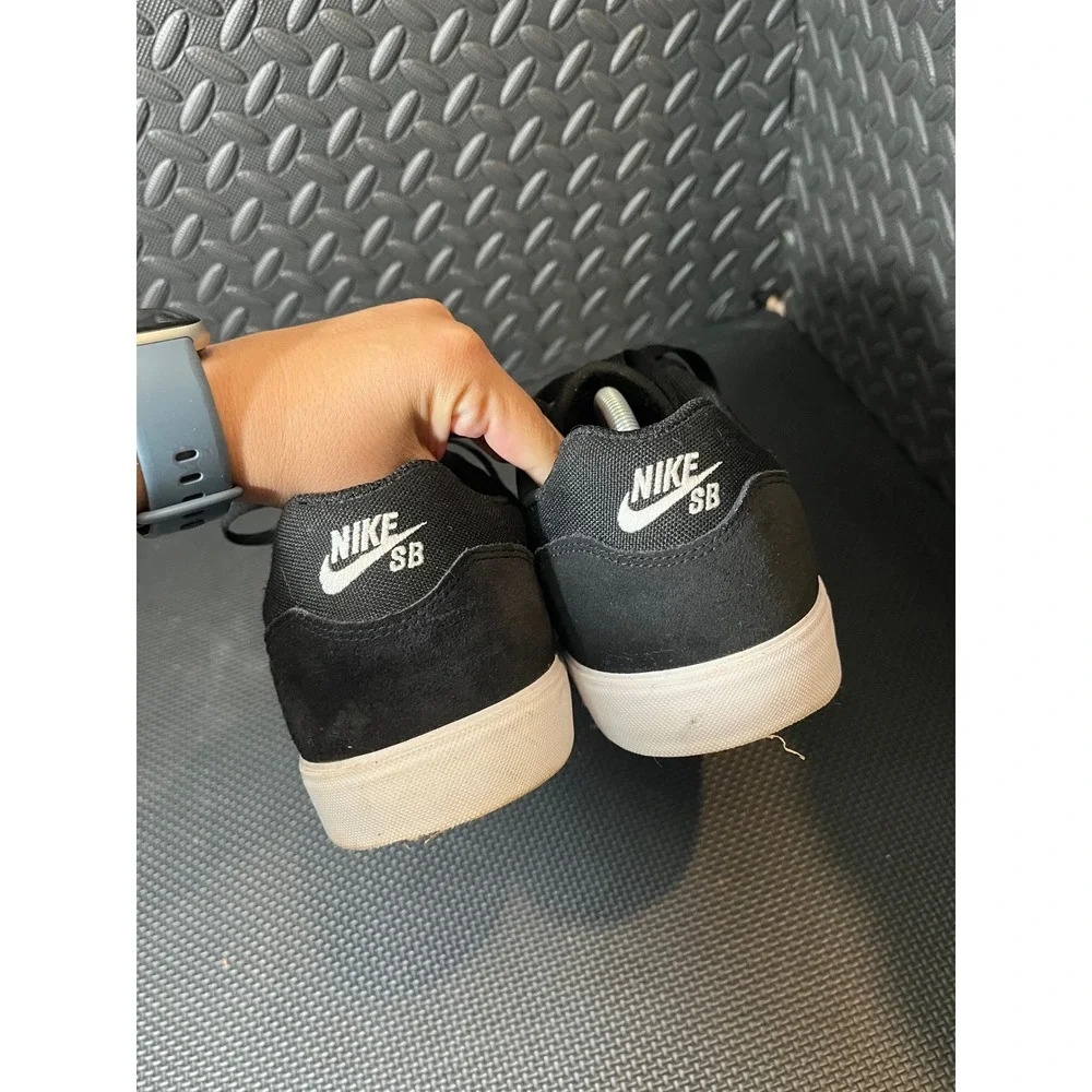 Nike SB MENS Size 13 Malor Black White FV6064-001 Skateboarding Sneakers